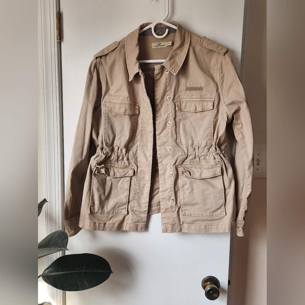 Vineyard Vines Beige Jacket
